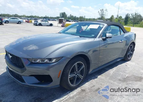 2025 Ford Mustang из США, поврежденный, VIN 1FAGP8UH2S5105854